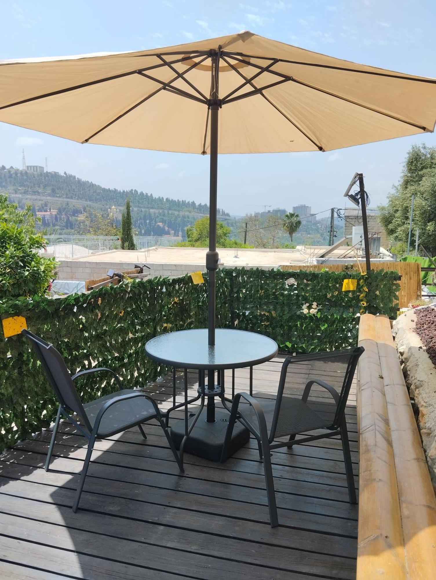 קסם עין כרם Apartment เยรูซาเลม ภายนอก รูปภาพ